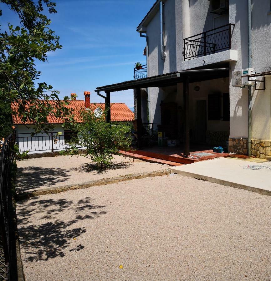 Apartman Cvitkovic Apartment Солине Екстериор снимка